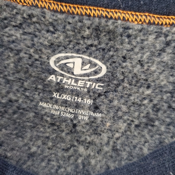 XL (14-16) Blue Atlantic Works Sweatshirt & Maroon Wonder Nation Tshirt - Picture 5 of 9